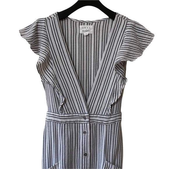 Lost and Wander ‘Kika’ Grey Striped Button-Up Midi Dress - Picture 5 of 10